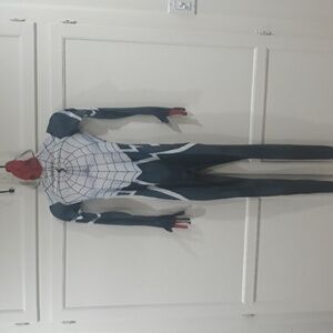 Silk (Cindy Moon) cosplay Spidey Suit